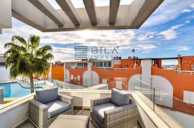 3 makuuhuone Omakotitalo myytävänä paikassa Torreblanca, Fuengirola mukana uima-altaan 
autotalli - 765 000 € (Ref: 9609673)