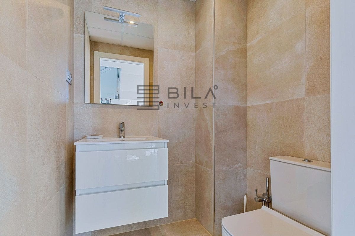 3 makuuhuone Omakotitalo myytävänä paikassa Fuengirola mukana uima-altaan 
autotalli - 765 000 € (Ref: 9609673)