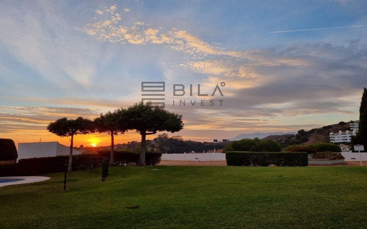 2 sypialnia Mieszkanie na sprzedaż w Calahonda z basenem - 320 000 € (Ref: 9609674)