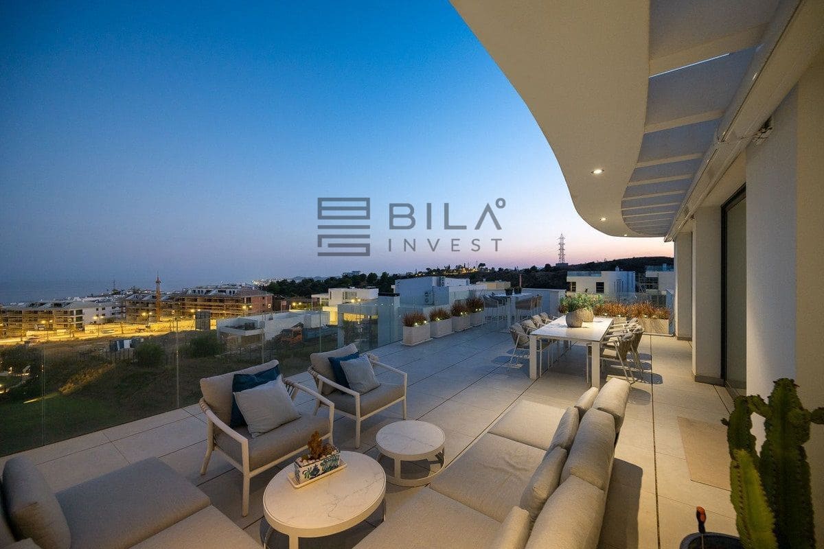 3 soverom Penthouse til salgs i Fuengirola med svømmebasseng - € 1 445 000 (Ref: 9609675)