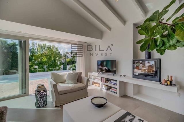 4 makuuhuone Huvila myytävänä paikassa La Capellania, Benalmádena mukana uima-altaan 
autotalli - 1 455 000 € (Ref: 9609676)