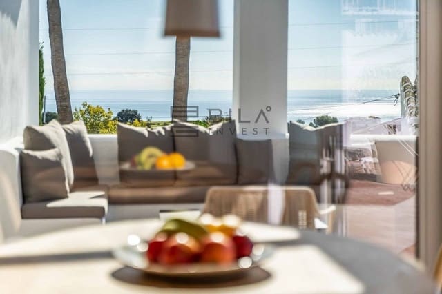 4 makuuhuone Huvila myytävänä paikassa La Capellania, Benalmádena mukana uima-altaan 
autotalli - 1 455 000 € (Ref: 9609676)