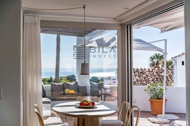 4 makuuhuone Huvila myytävänä paikassa La Capellania, Benalmádena mukana uima-altaan 
autotalli - 1 455 000 € (Ref: 9609676)