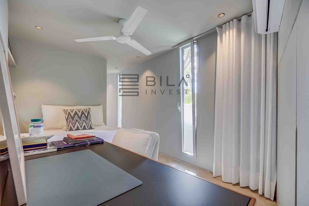 4 makuuhuone Huvila myytävänä paikassa La Capellania mukana uima-altaan 
autotalli - 1 455 000 € (Ref: 9609676)