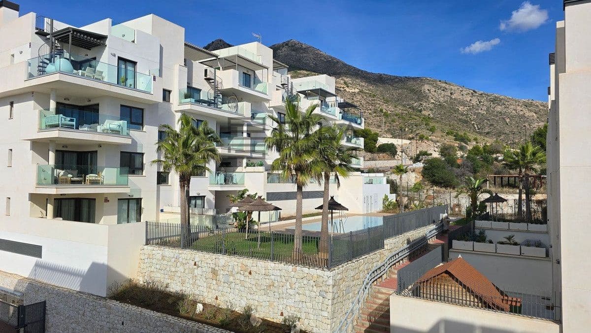 2 soverom Penthouse til salgs i Benalmadena med svømmebasseng - € 595 000 (Ref: 9609677)