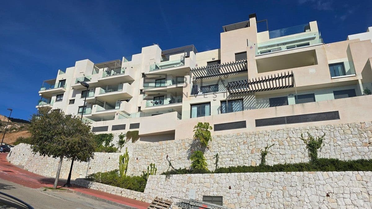 2 soverom Penthouse til salgs i Benalmadena med svømmebasseng - € 595 000 (Ref: 9609677)