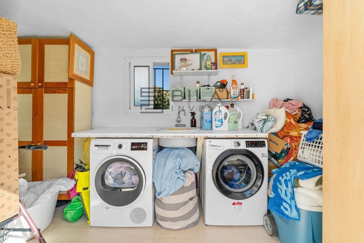 4 bedroom Villa for sale in Mijas Golf with pool garage - € 975,000 (Ref: 9609679)