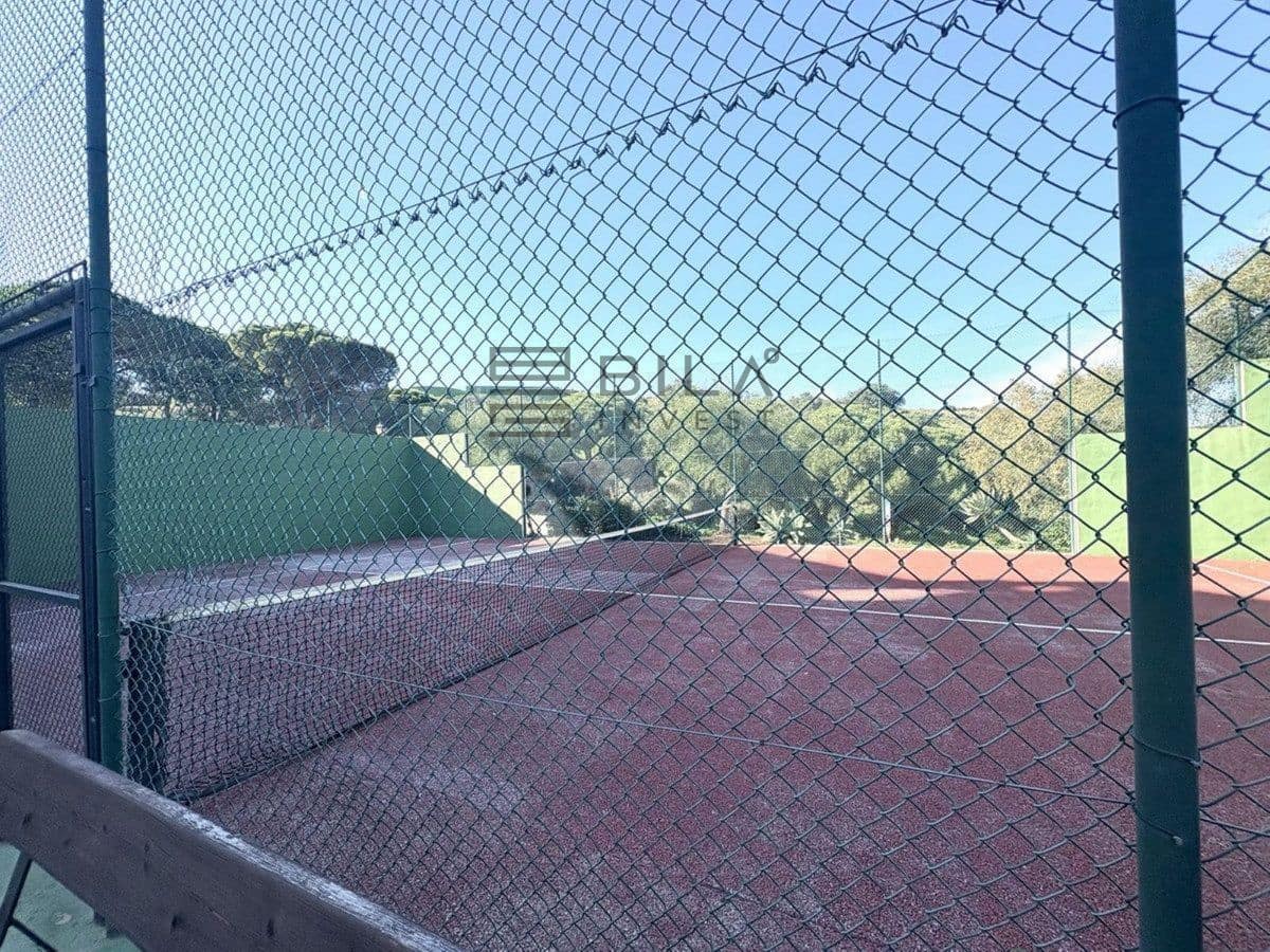 2 soverom Leilighet til salgs i La Cala Hills med svømmebasseng garasje - € 345 000 (Ref: 9609680)