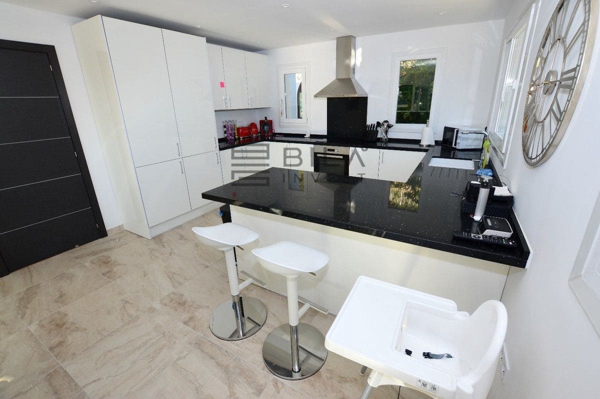 Chalet de 6 habitaciones en Torremuelle en venta con piscina - 1.450.000 € (Ref: 9609685)