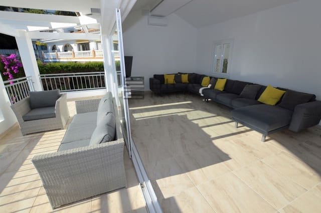 6 makuuhuone Huvila myytävänä paikassa Torremuelle, Benalmádena mukana uima-altaan - 1 450 000 € (Ref: 9609685)