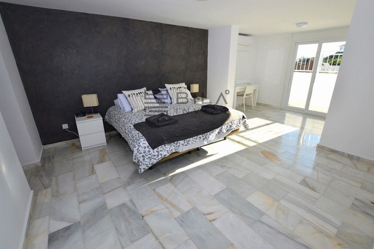 Chalet de 6 habitaciones en Torremuelle en venta con piscina - 1.450.000 € (Ref: 9609685)