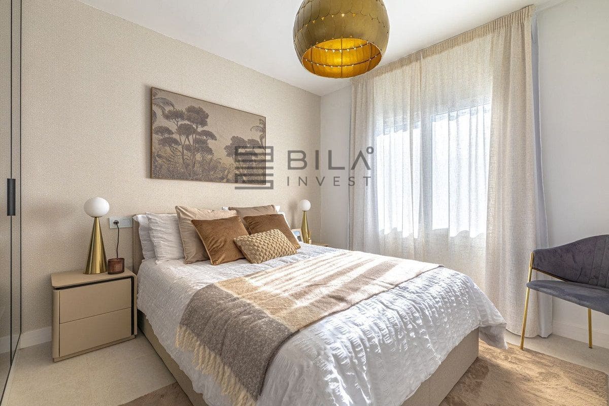 3 soveværelse Villa til salg i Riviera del Sol med swimmingpool garage - € 1.450.000 (Ref: 9609689)