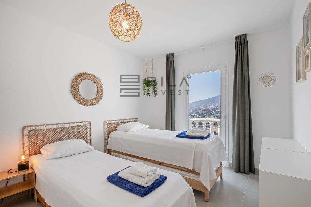 6 soverom Villa til salgs i Cerro del Aguila med svømmebasseng garasje - € 1 390 000 (Ref: 9609690)