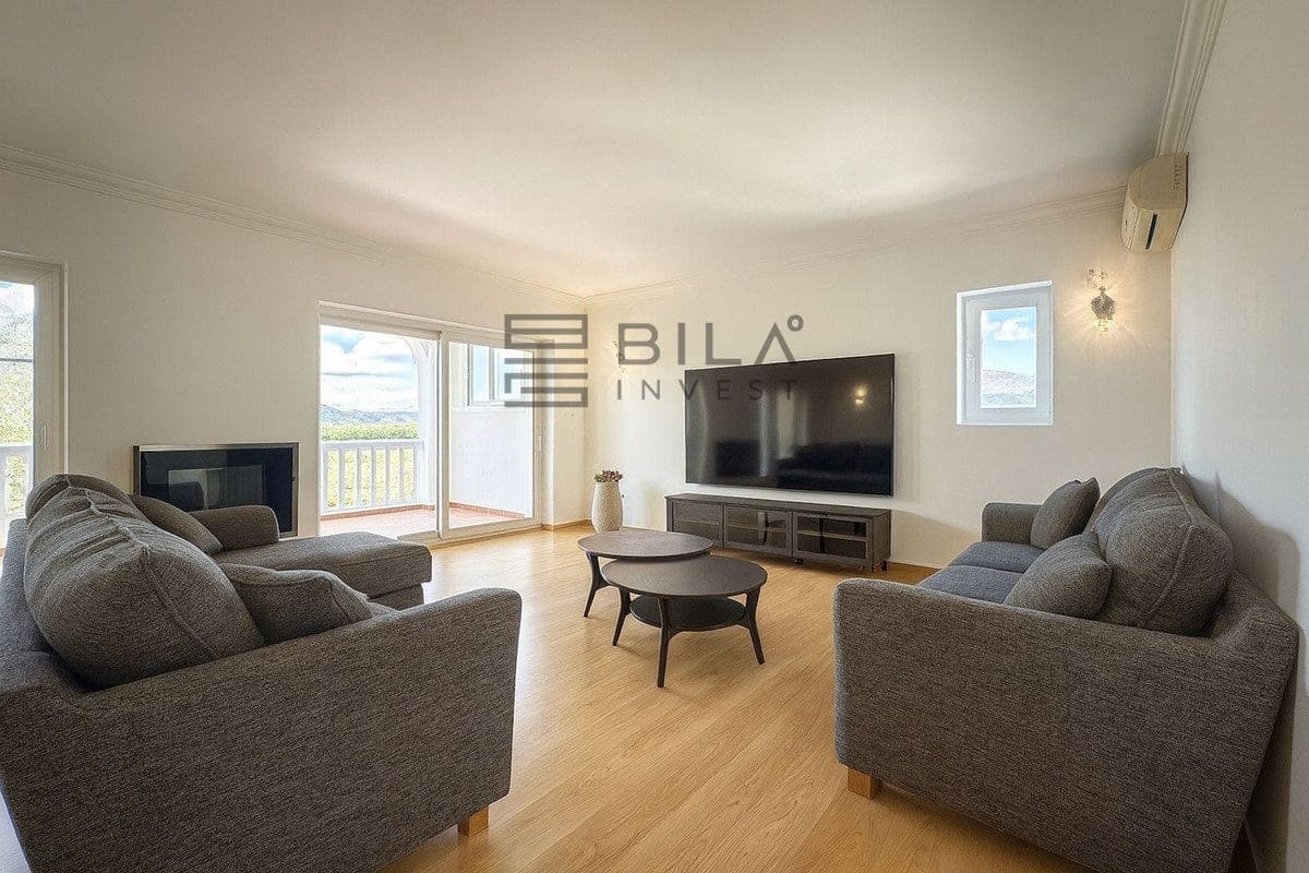 4 soverom Villa til salgs i Cerro del Aguila med svømmebasseng garasje - € 995 000 (Ref: 9609691)