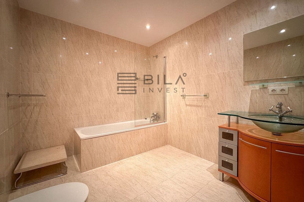 4 soverom Villa til salgs i Cerro del Aguila med svømmebasseng garasje - € 995 000 (Ref: 9609691)