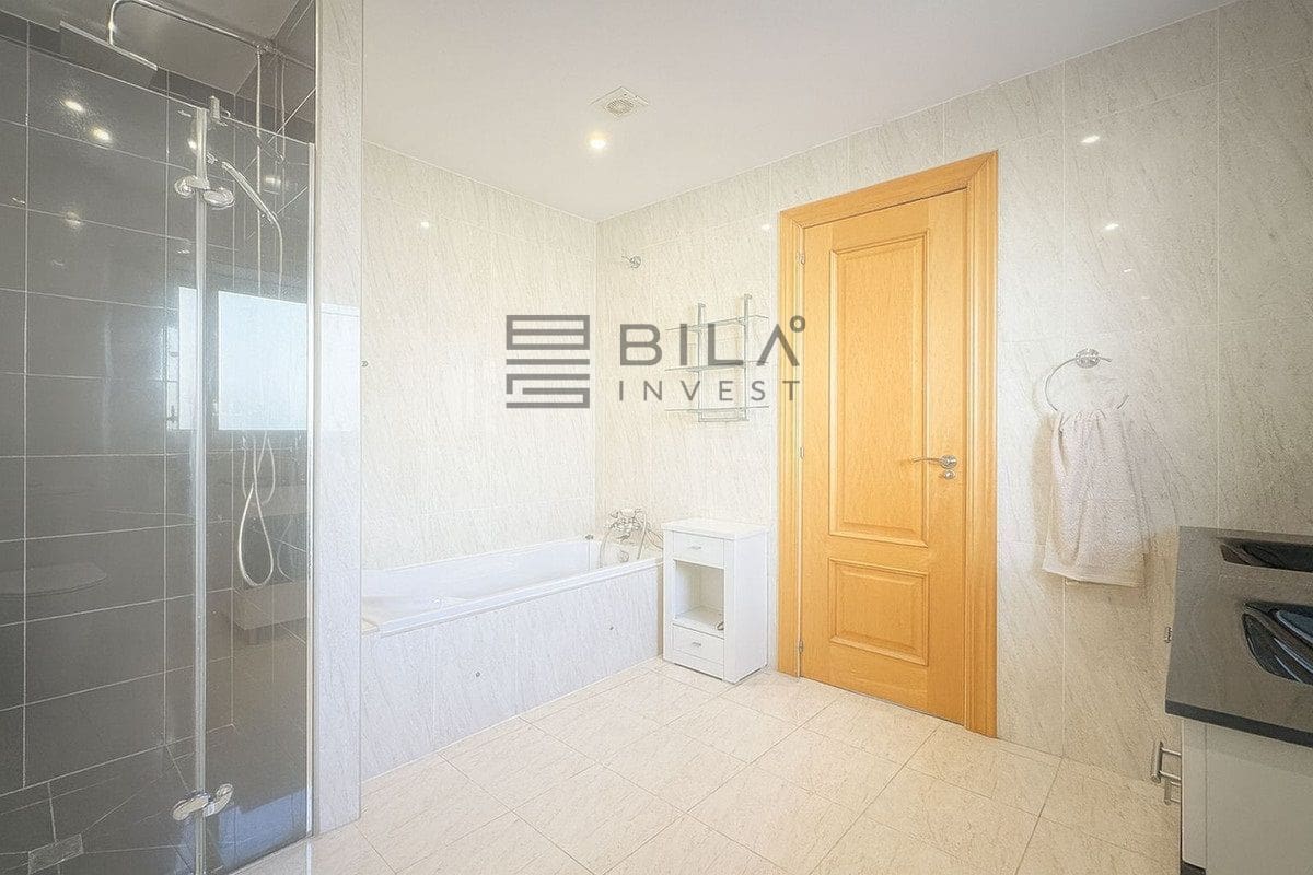 4 soverom Villa til salgs i Cerro del Aguila med svømmebasseng garasje - € 995 000 (Ref: 9609691)