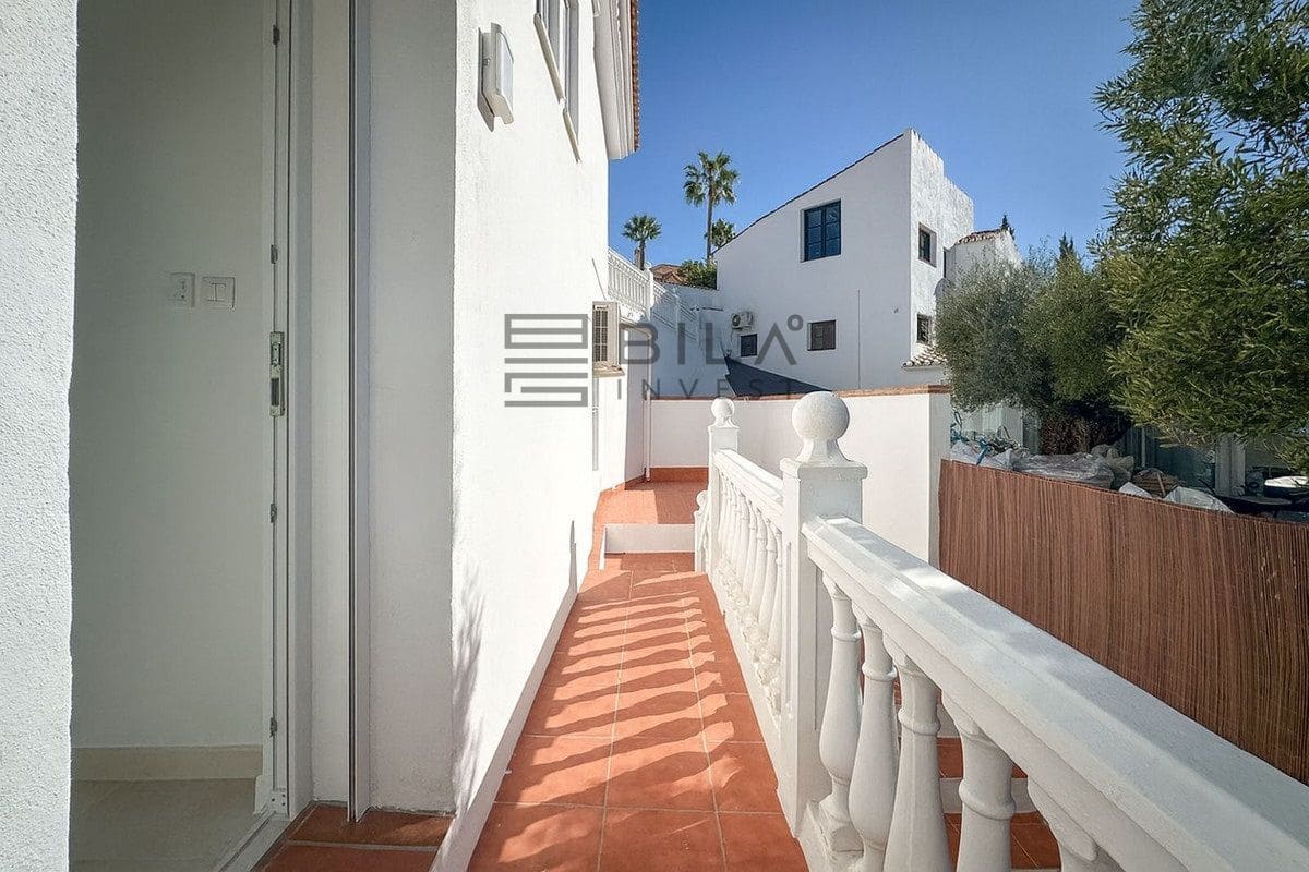 4 soverom Villa til salgs i Cerro del Aguila med svømmebasseng garasje - € 995 000 (Ref: 9609691)