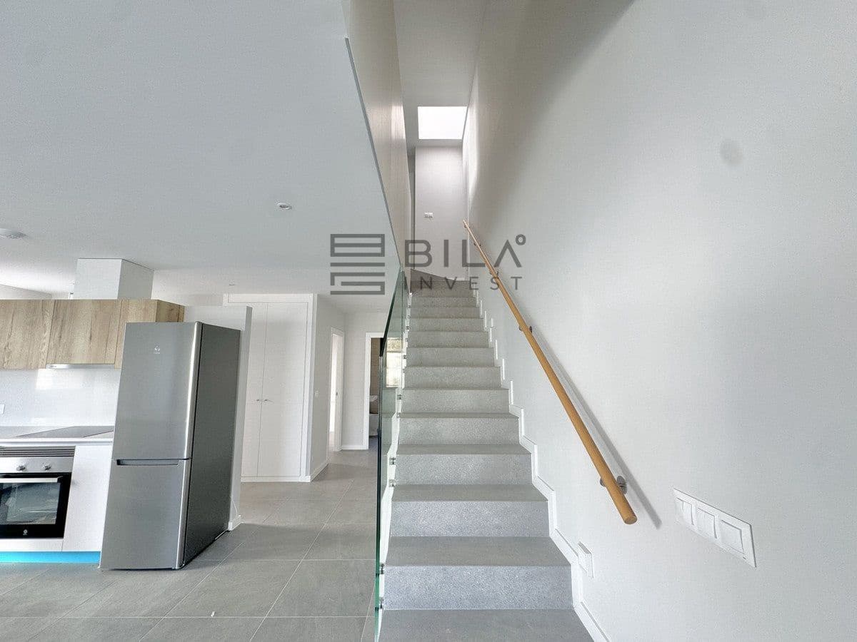 4 chambre Maison de Ville à vendre à Riviera del Sol avec piscine - 650 000 € (Ref: 9609694)