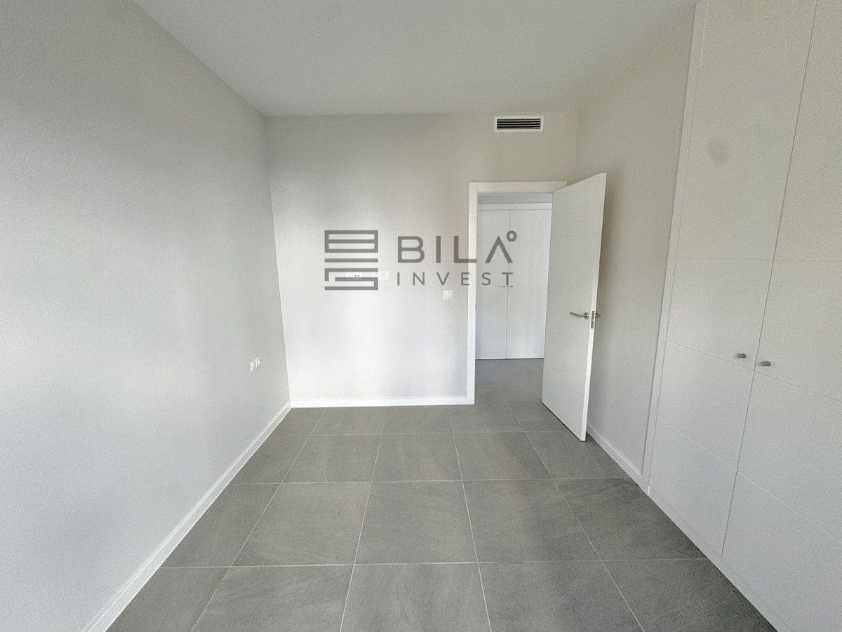 4 chambre Maison de Ville à vendre à Riviera del Sol avec piscine - 650 000 € (Ref: 9609694)