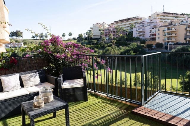 1 makuuhuone Asunto myytävänä paikassa Riviera del Sol, Mijas mukana uima-altaan 
autotalli - 289 000 € (Ref: 9609695)
