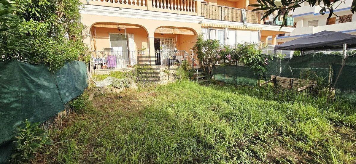 2 camera da letto Appartamento in vendita in El Faro con piscina - 290.000 € (Rif: 9609699)