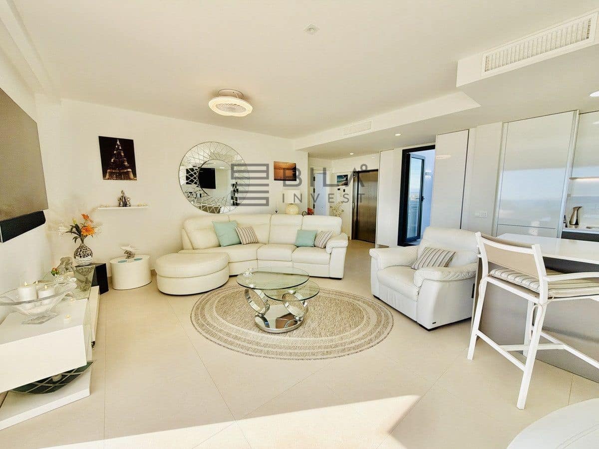 2 makuuhuone Kattohuoneisto myytävänä paikassa La Cala de Mijas mukana uima-altaan - 995 000 € (Ref: 9609700)