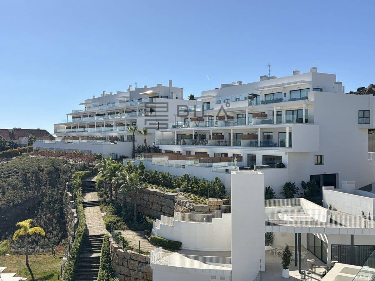 2 makuuhuone Kattohuoneisto myytävänä paikassa La Cala de Mijas mukana uima-altaan - 995 000 € (Ref: 9609700)