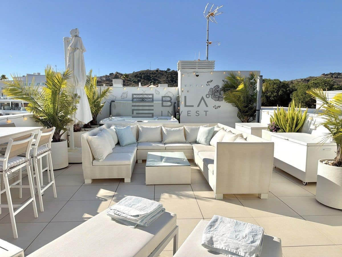 2 makuuhuone Kattohuoneisto myytävänä paikassa La Cala de Mijas mukana uima-altaan - 995 000 € (Ref: 9609700)