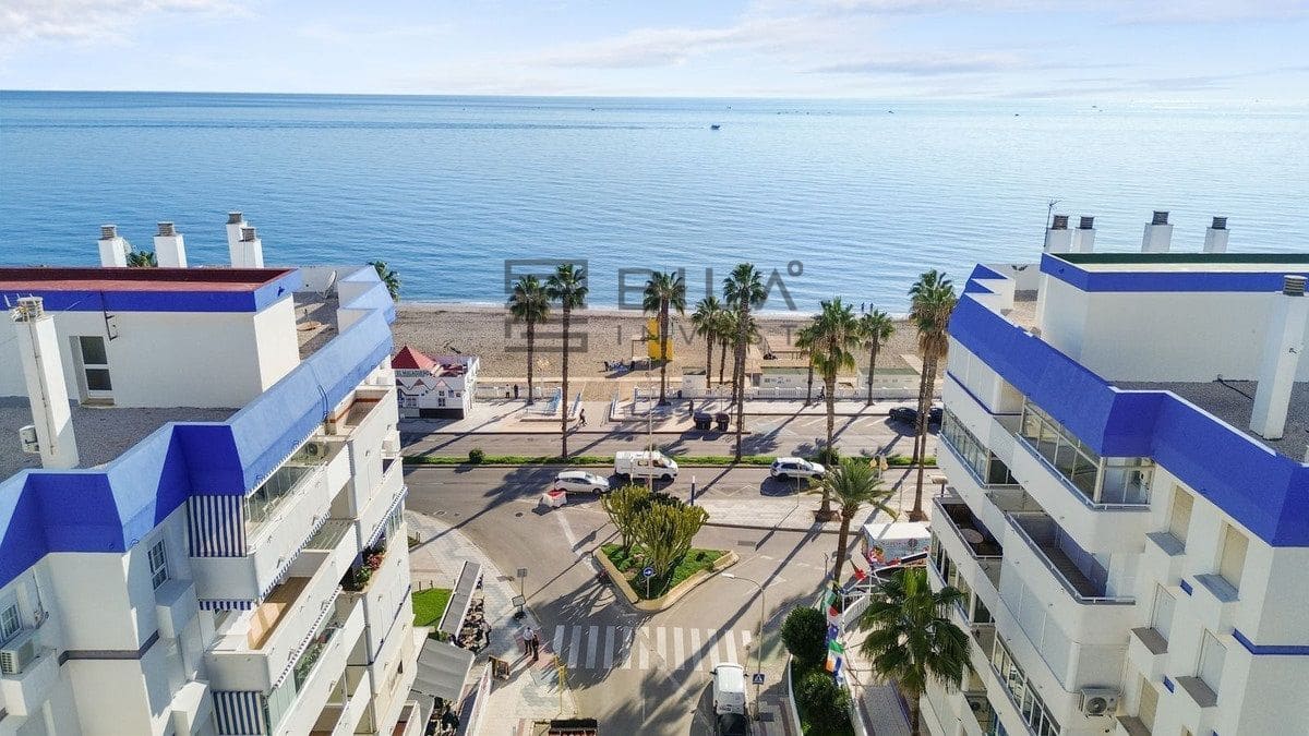 3 soveværelse Lejlighed til salg i Benalmadena Costa med swimmingpool garage - € 429.000 (Ref: 9609701)