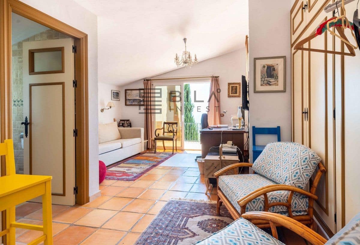 5 soverom Villa til salgs i Mijas med svømmebasseng garasje - € 1 450 000 (Ref: 9609707)