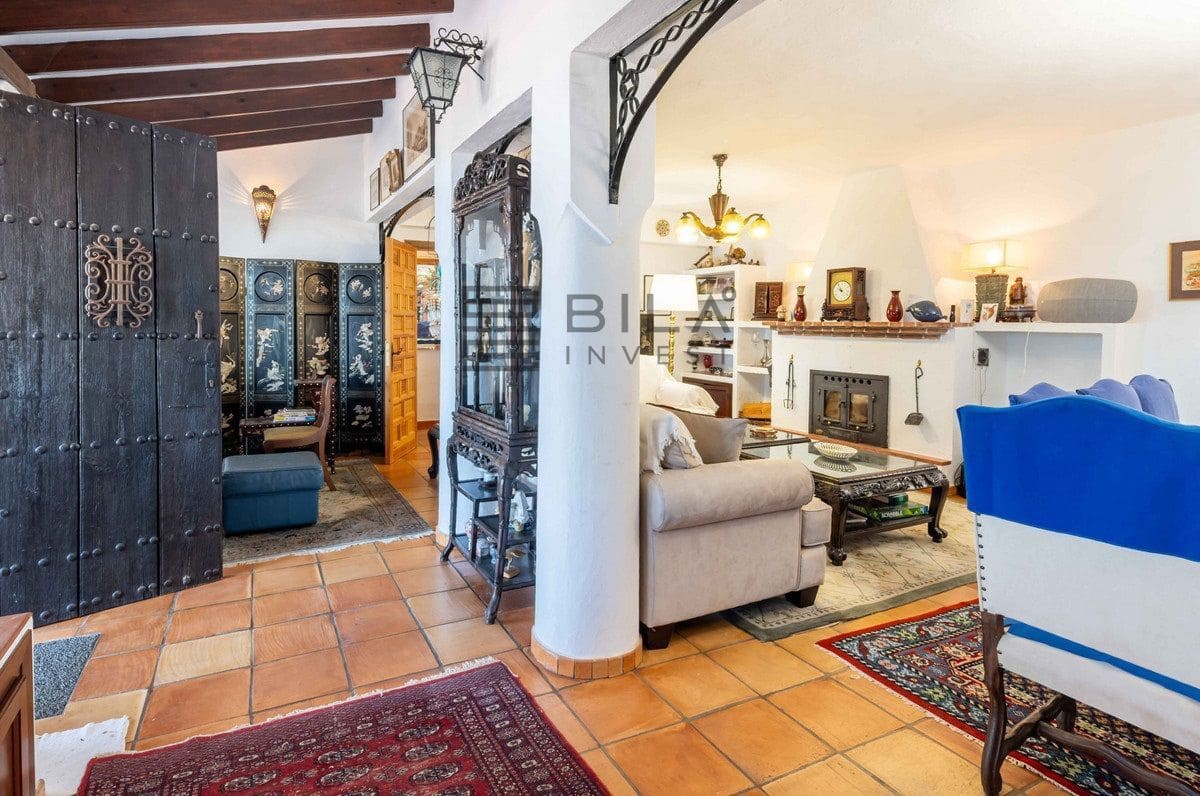 5 soverom Villa til salgs i Mijas med svømmebasseng garasje - € 1 450 000 (Ref: 9609707)