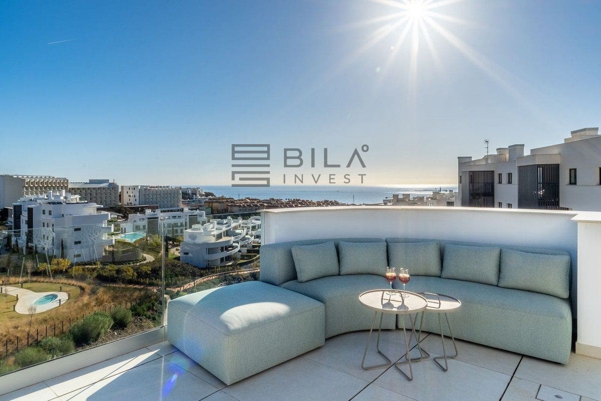 3 soveværelse Penthouse til salg i Fuengirola med swimmingpool - € 1.499.000 (Ref: 9609708)