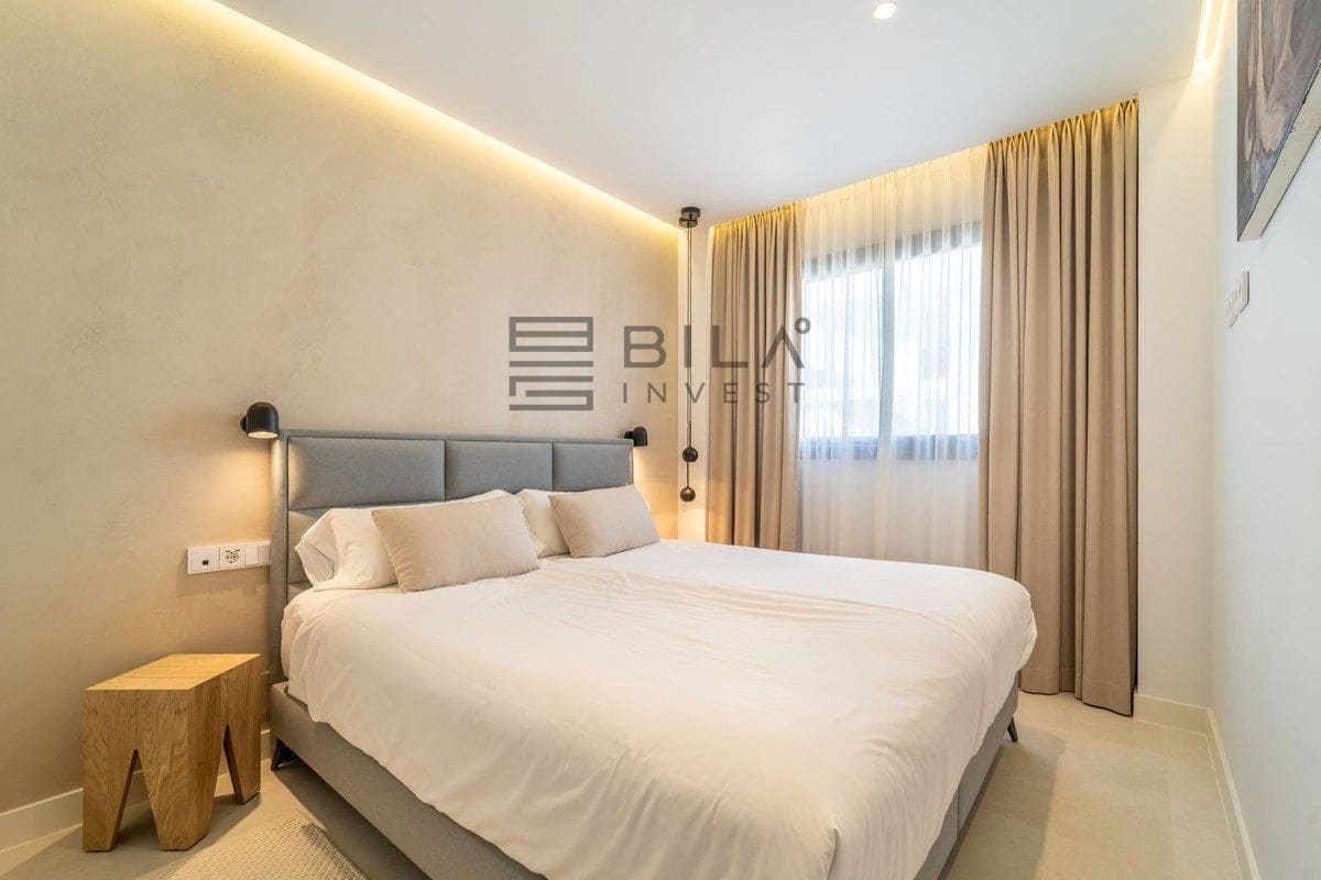 3 soveværelse Penthouse til salg i Fuengirola med swimmingpool - € 1.499.000 (Ref: 9609708)