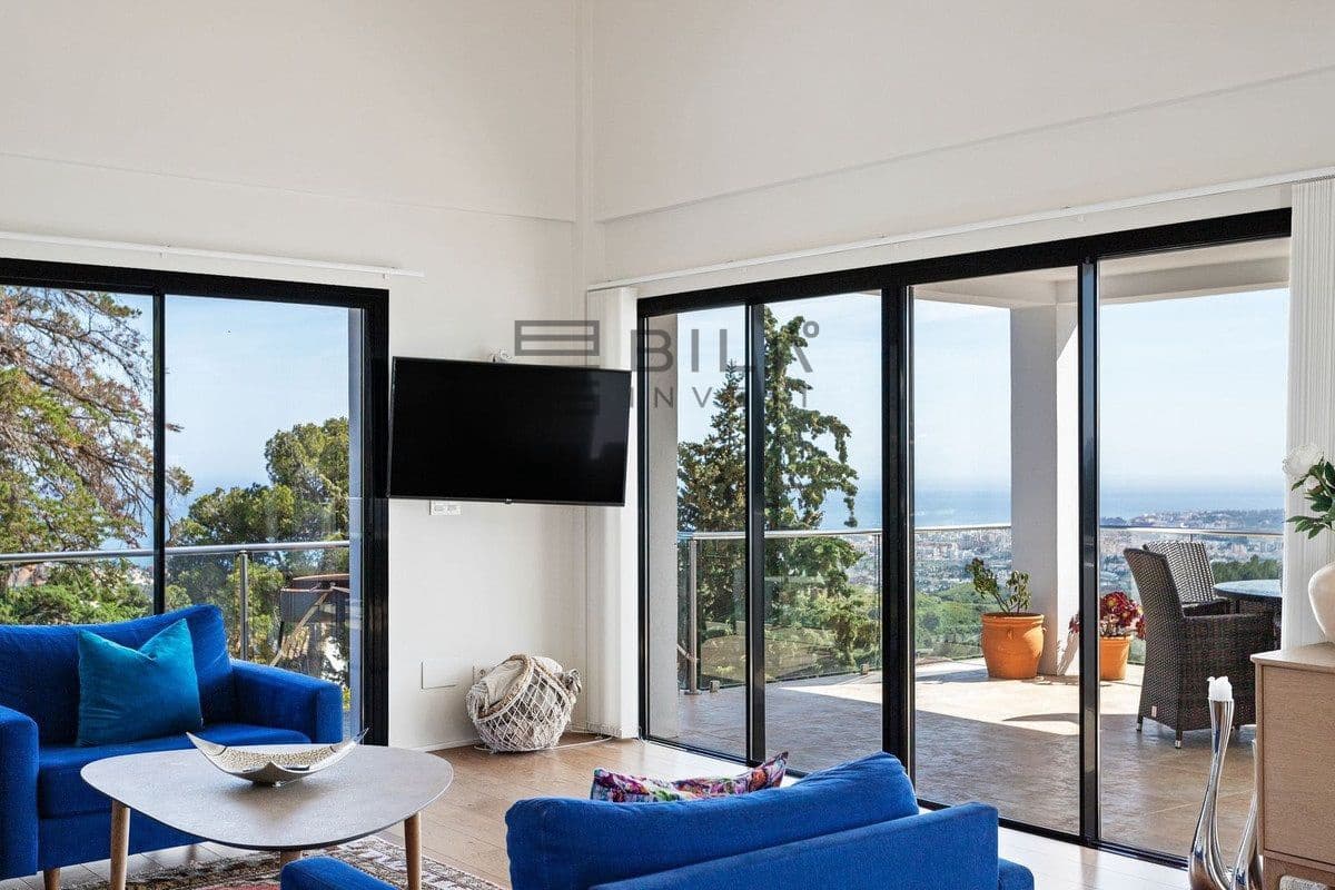 3 bedroom Villa for sale in Mijas with pool garage - € 1,445,000 (Ref: 9609712)