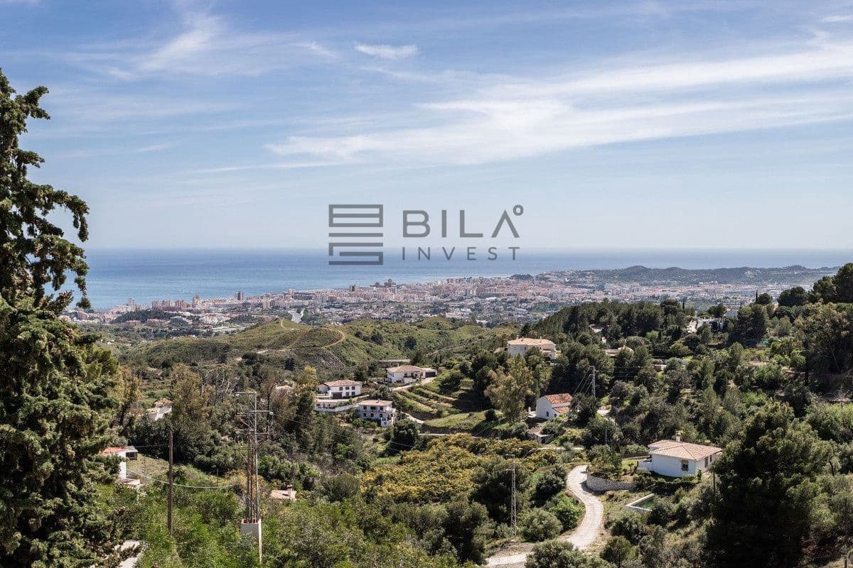 3 bedroom Villa for sale in Mijas with pool garage - € 1,445,000 (Ref: 9609712)