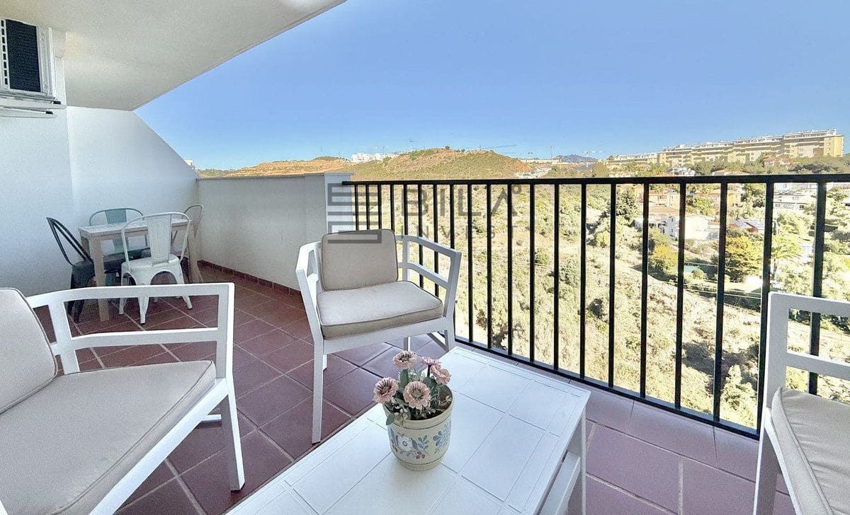 2 sovrum Lägenhet till salu i Miraflores med pool garage - 270 000 € (Ref: 9609717)