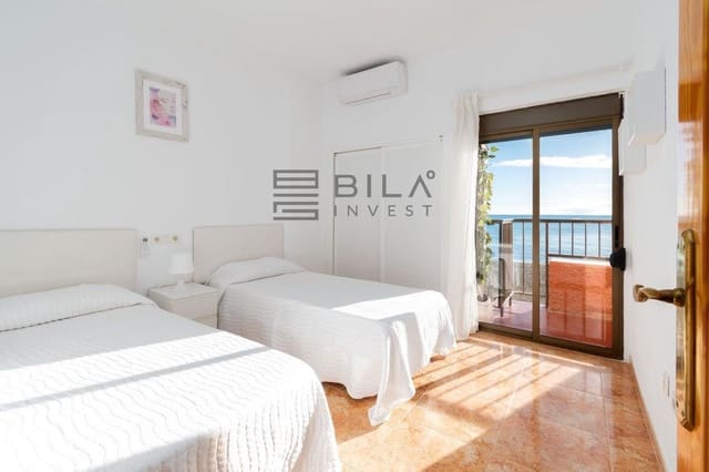 2 soverom Leilighet til salgs i Zona Puerto Deportivo, Fuengirola med garasje - € 549 000 (Ref: 9609718)