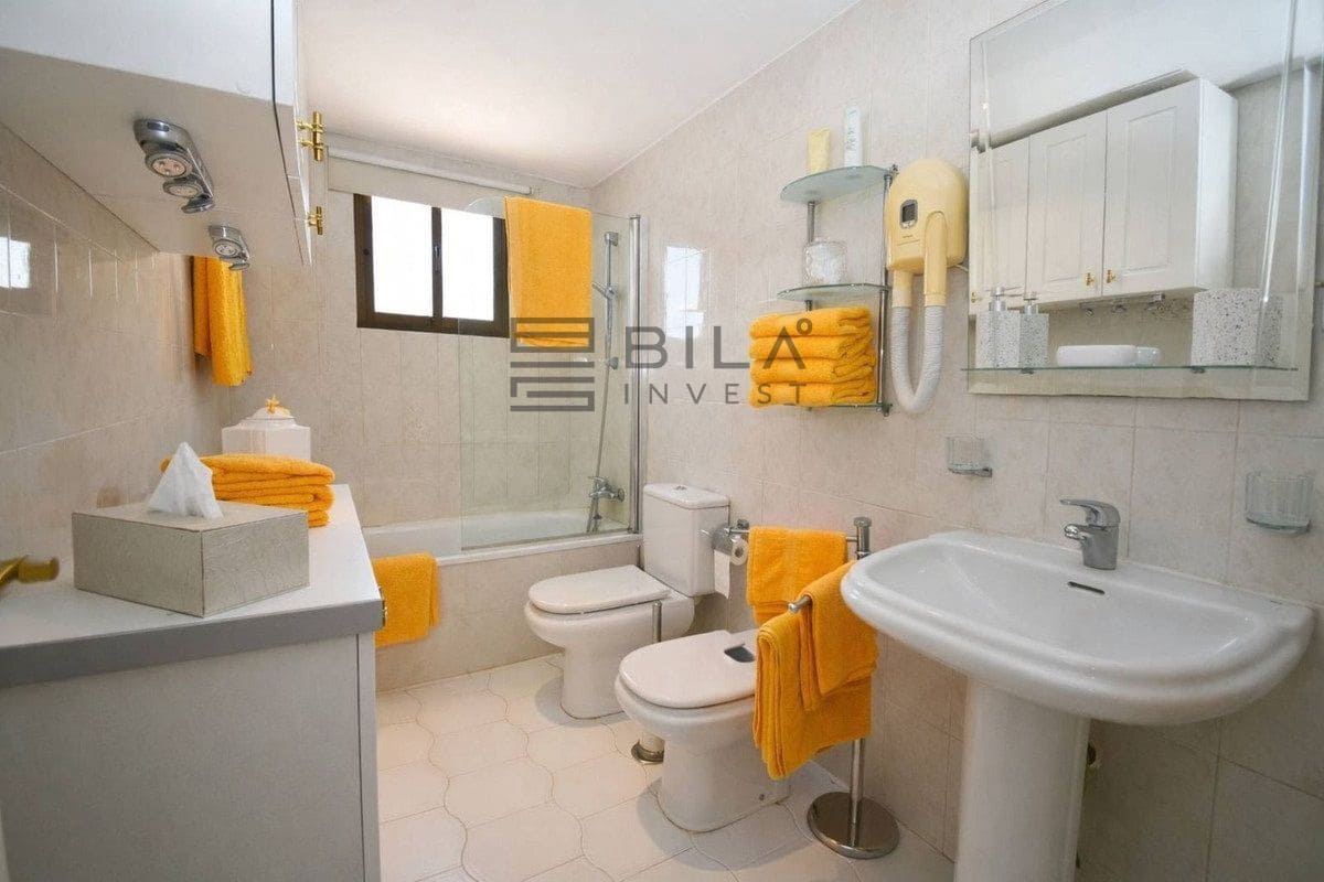 3 camera da letto Appartamento in vendita in El Faro con piscina - 385.000 € (Rif: 9609719)