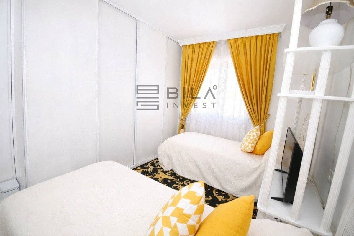 3 camera da letto Appartamento in vendita in El Faro con piscina - 385.000 € (Rif: 9609719)