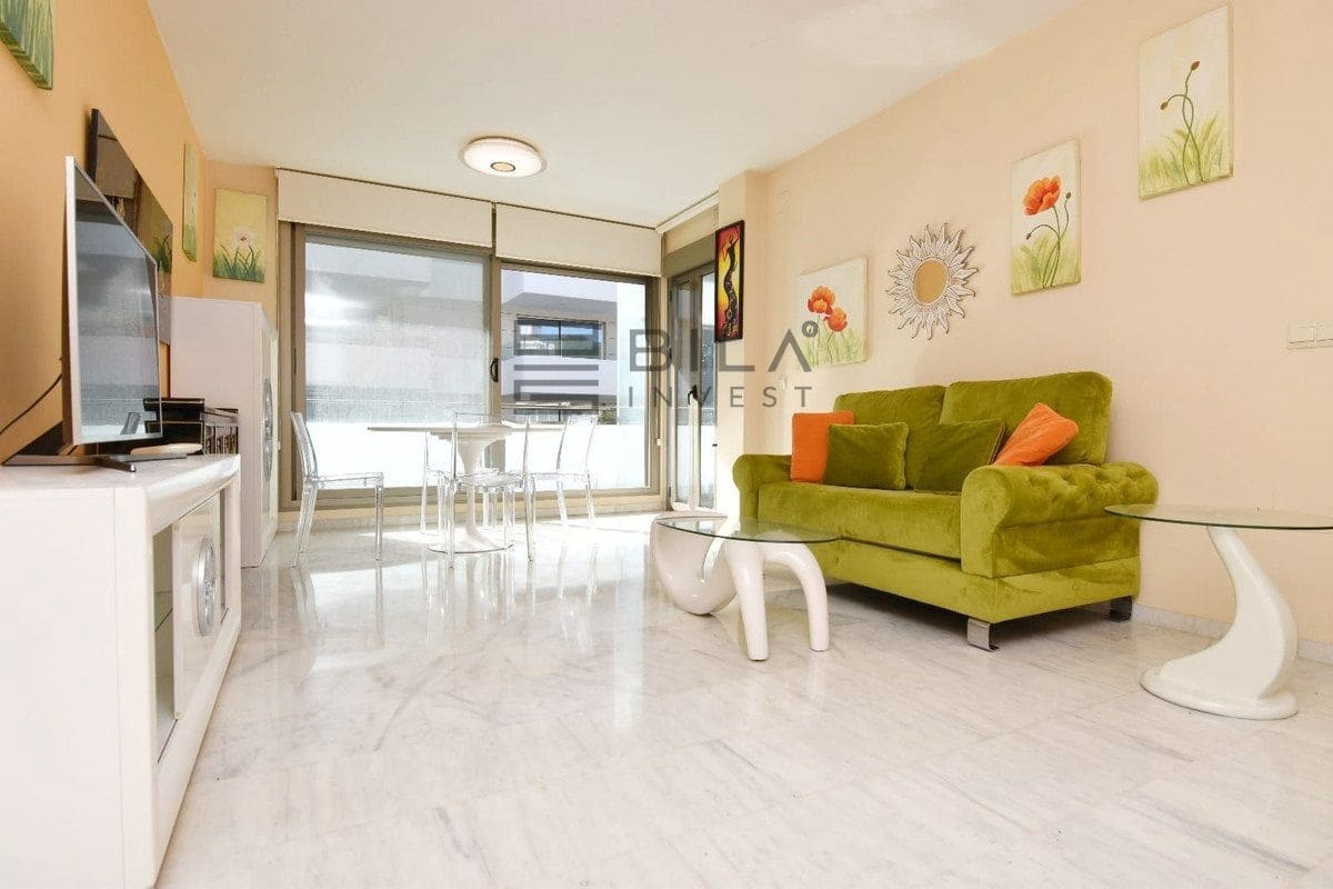 1 slaapkamer Flat te koop in Benalmadena met zwembad - € 280.000 (Ref: 9609722)