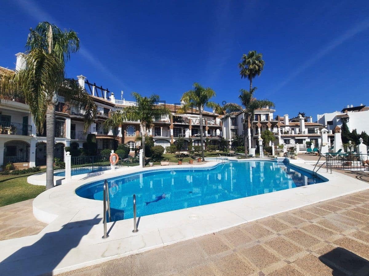 2 slaapkamer Huis te koop in Mijas Golf met zwembad - € 299.000 (Ref: 9609724)