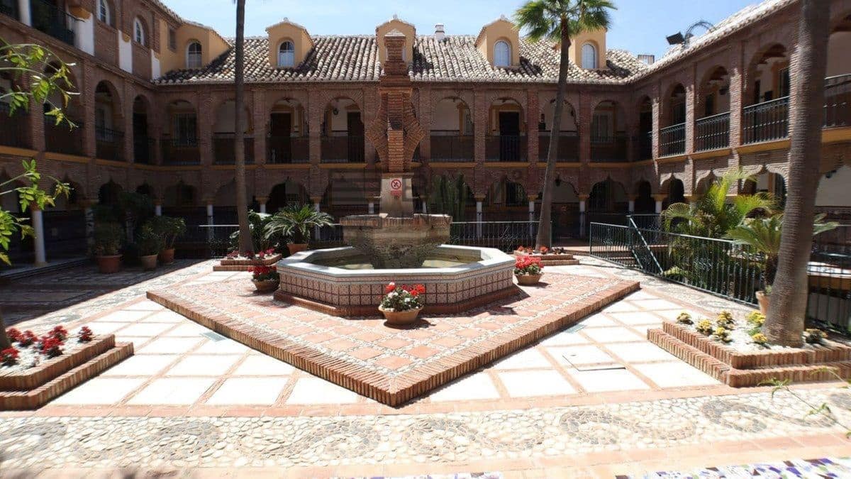 2 slaapkamer Huis te koop in Mijas Golf met zwembad - € 299.000 (Ref: 9609724)