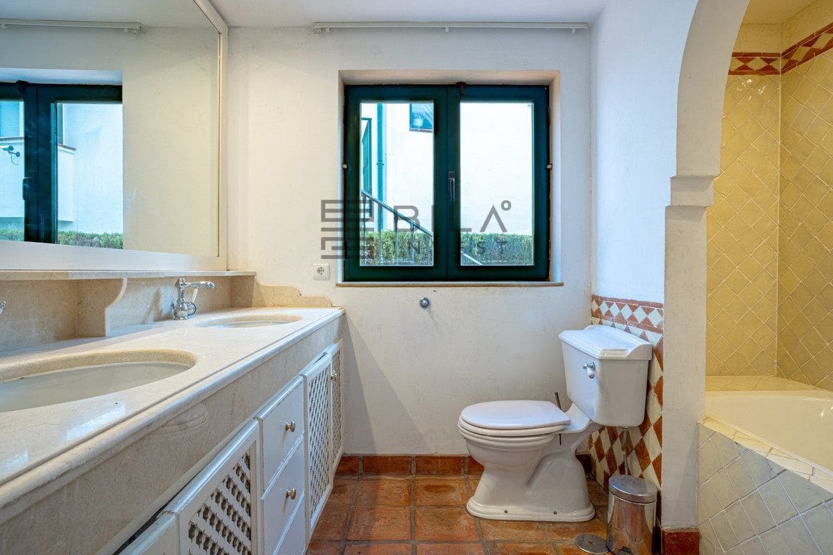 3 soveværelse Villa til salg i Riviera del Sol med swimmingpool - € 700.000 (Ref: 9609726)