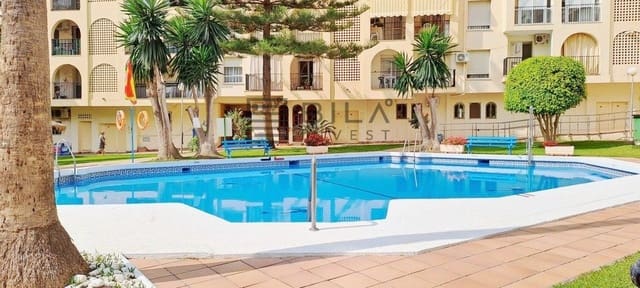 Piso de 3 habitaciones en Zona Puerto Deportivo, Fuengirola en venta con piscina - 465.000 € (Ref: 9609733)