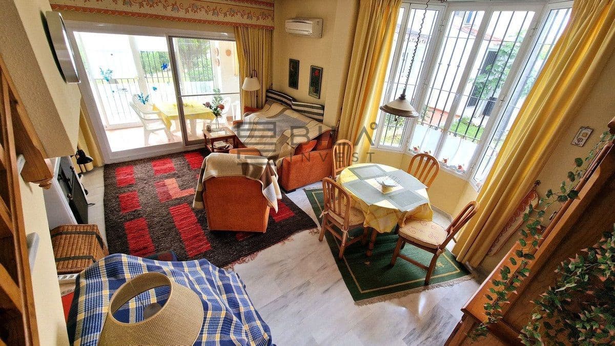 2 sovrum Lägenhet till salu i Riviera del Sol med pool - 339 000 € (Ref: 9609734)