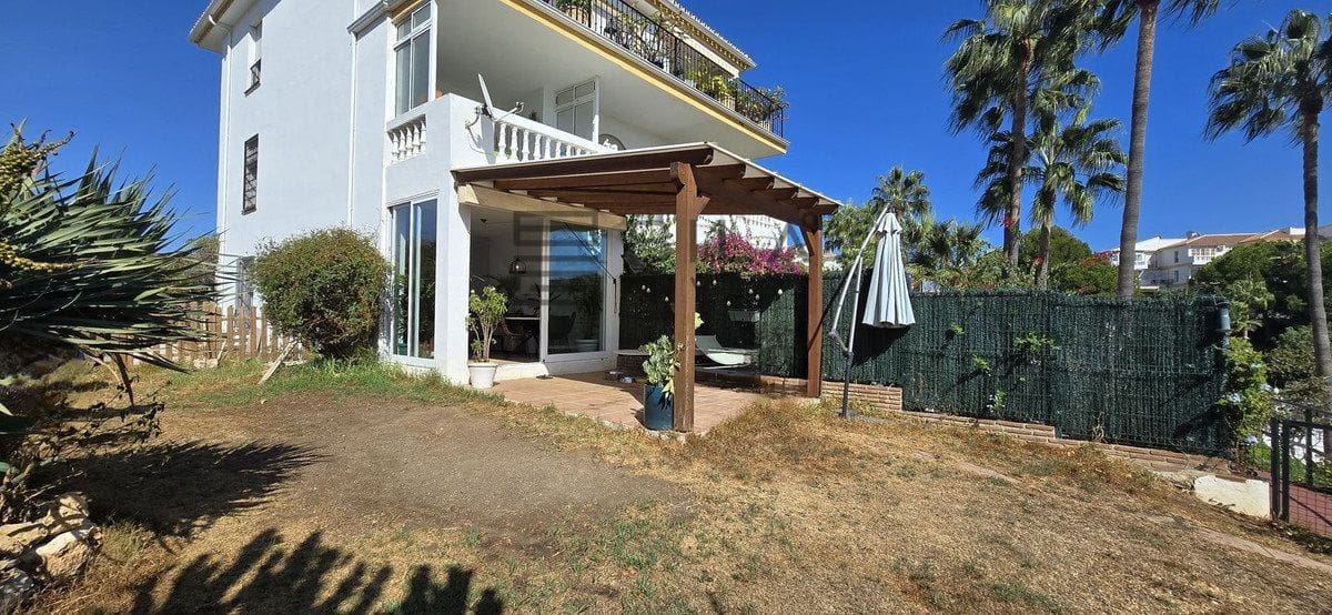 1 camera da letto Appartamento in vendita in El Faro con piscina - 255.000 € (Rif: 9609735)