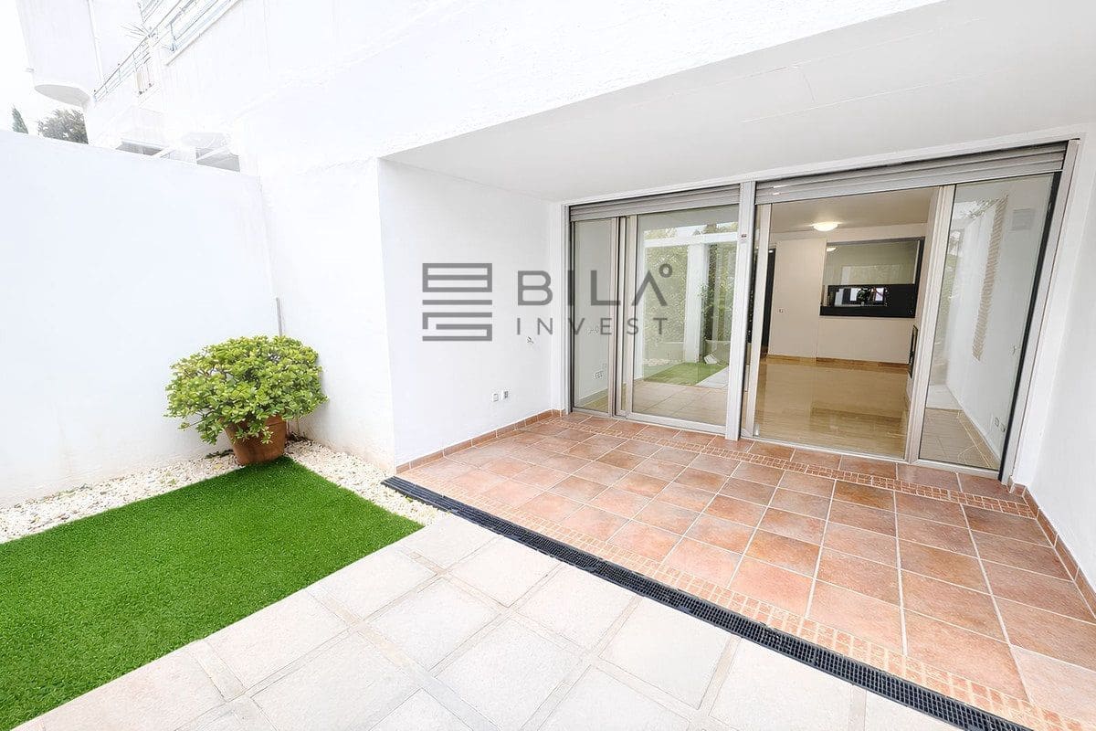 1 soveværelse Lejlighed til salg i La Cala de Mijas med swimmingpool garage - € 259.000 (Ref: 9609737)