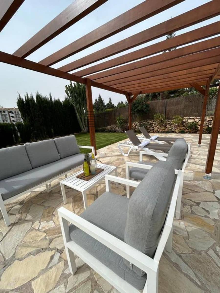 6 sypialnia Willa na sprzedaż w Calahonda z basenem garażem - 995 000 € (Ref: 9609740)