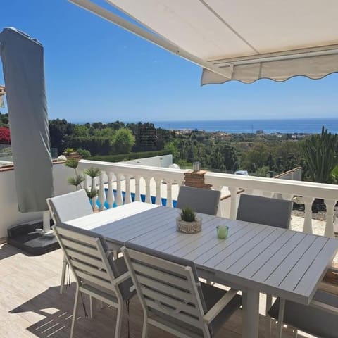 6 sypialnia Willa na sprzedaż w Calahonda, Mijas z basenem garażem - 995 000 € (Ref: 9609740)