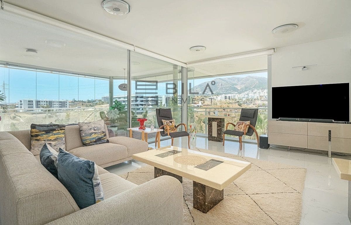 3 slaapkamer Penthouse te koop in Fuengirola met zwembad - € 1.098.000 (Ref: 9609741)